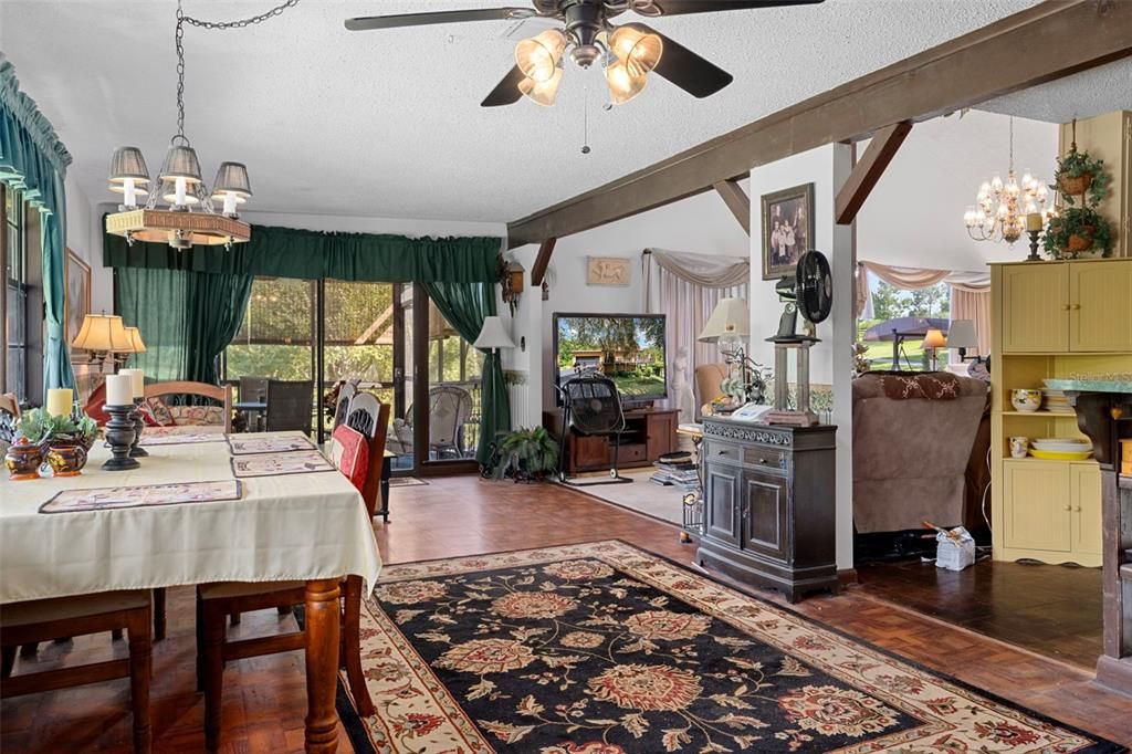 For Sale: $630,000 (4 beds, 3 baths, 2816 Square Feet)