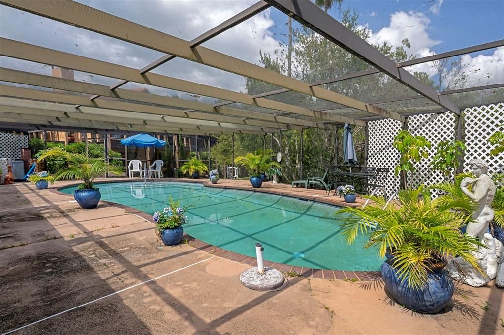 For Sale: $630,000 (4 beds, 3 baths, 2816 Square Feet)