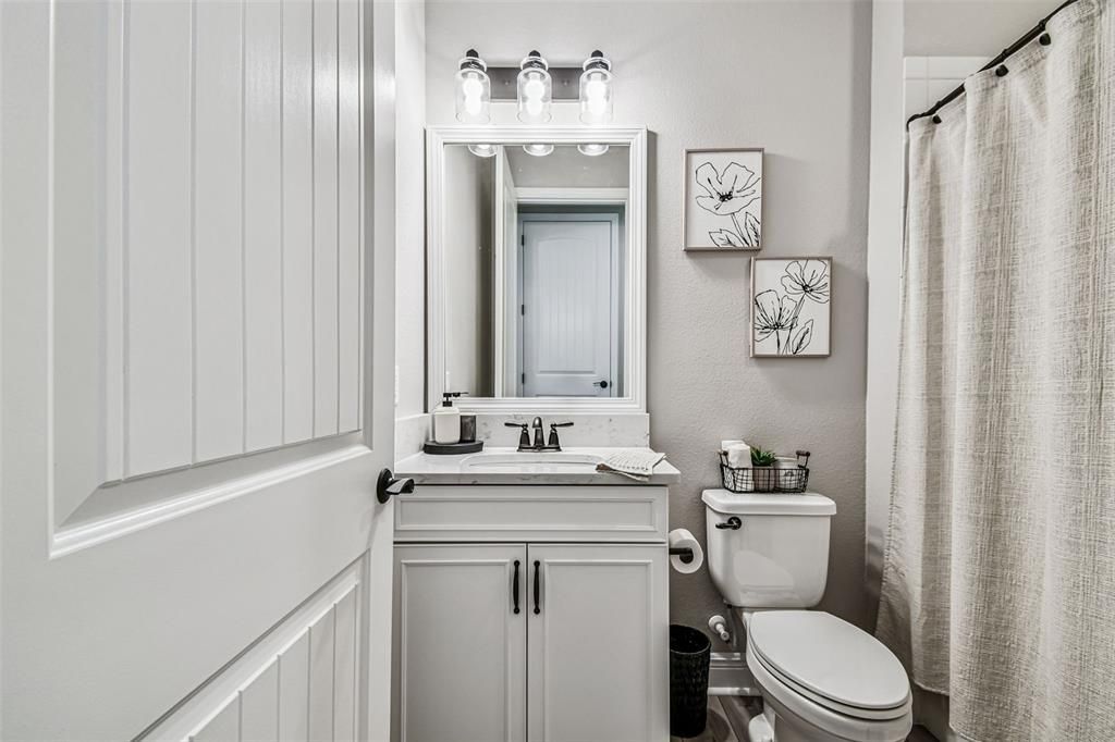 待售: $819,900 (4 贝兹, 3 浴室, 2753 平方英尺)