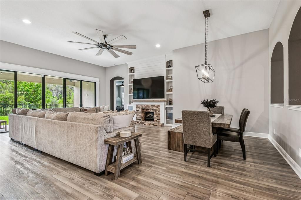 待售: $819,900 (4 贝兹, 3 浴室, 2753 平方英尺)