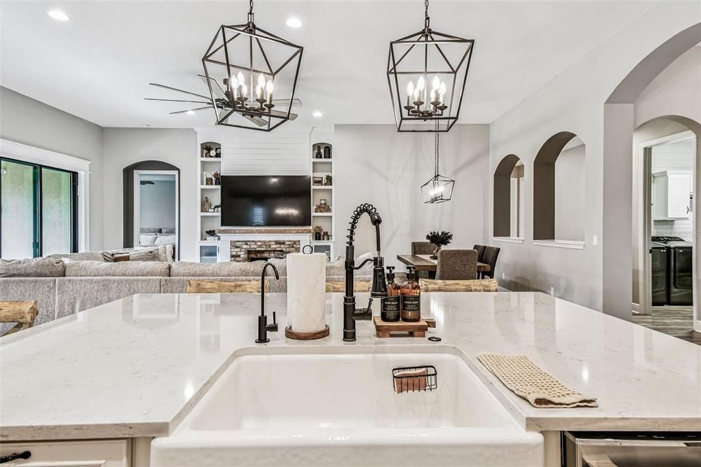 待售: $819,900 (4 贝兹, 3 浴室, 2753 平方英尺)