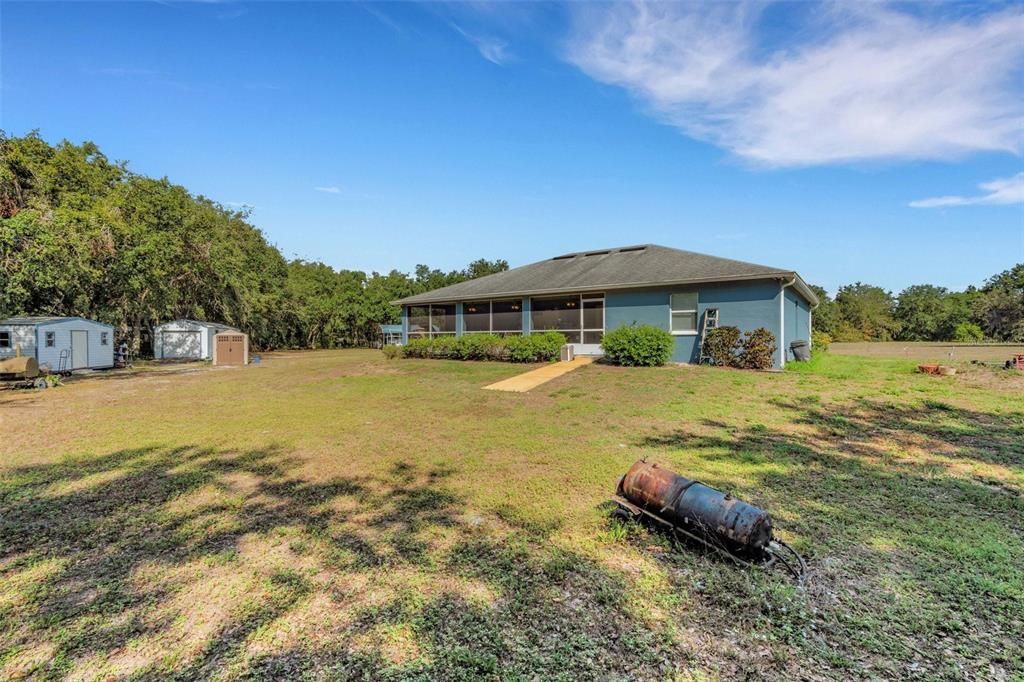 En Venta: $549,000 (3 camas, 2 baños, 1760 Pies cuadrados)