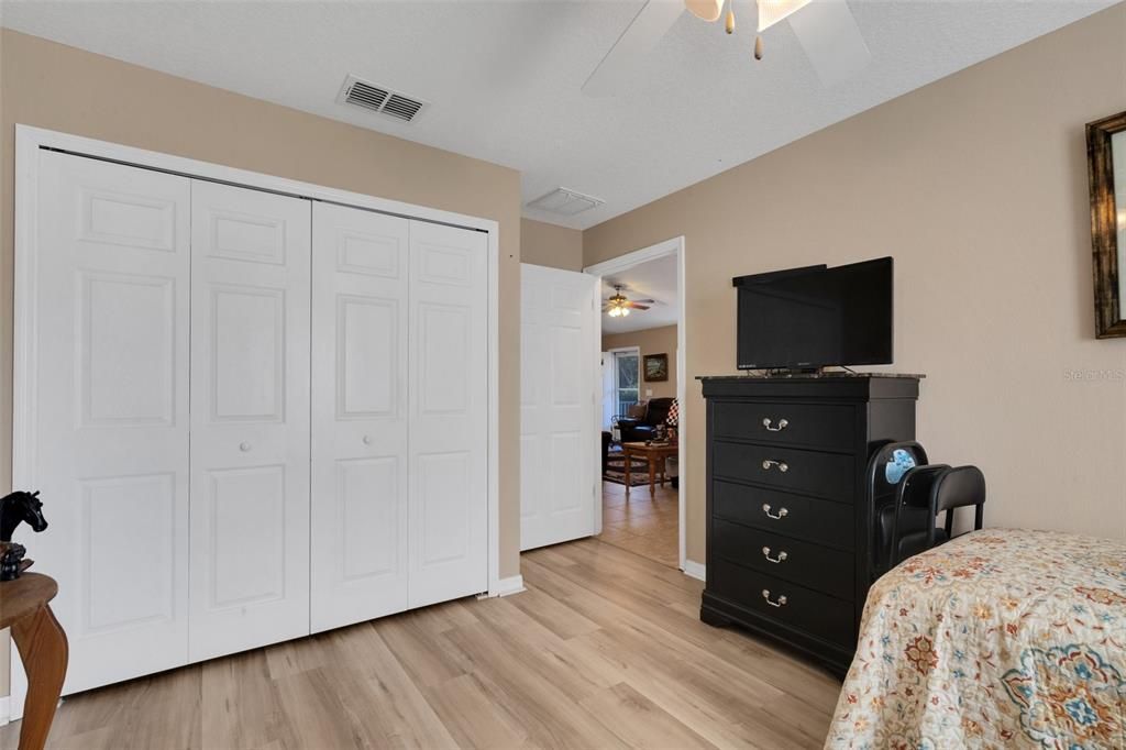 En Venta: $549,000 (3 camas, 2 baños, 1760 Pies cuadrados)