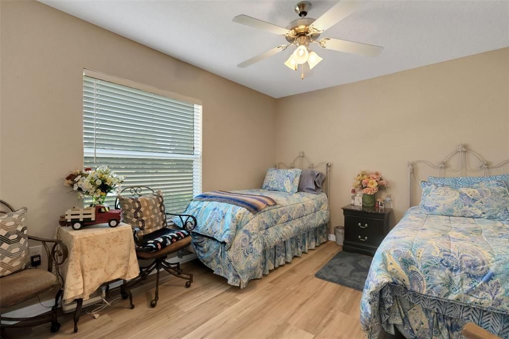 En Venta: $549,000 (3 camas, 2 baños, 1760 Pies cuadrados)