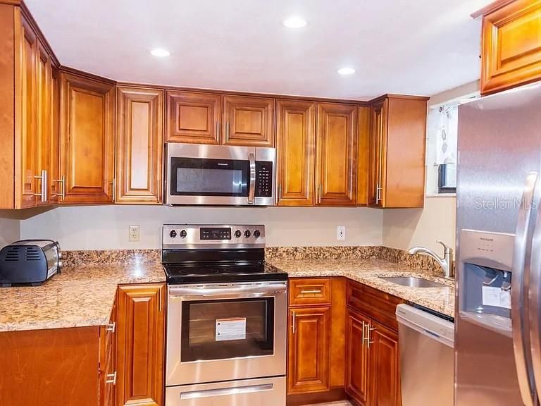 На продажу: $2,499,000 (5 спален, 5 ванн, 2753 Квадратных фут)