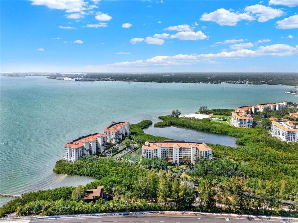 На продажу: $2,499,000 (5 спален, 5 ванн, 2753 Квадратных фут)