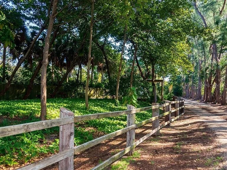 На продажу: $2,499,000 (5 спален, 5 ванн, 2753 Квадратных фут)