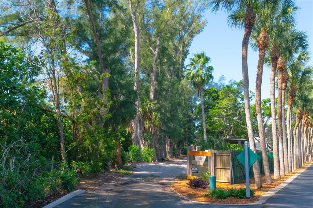 На продажу: $2,499,000 (5 спален, 5 ванн, 2753 Квадратных фут)