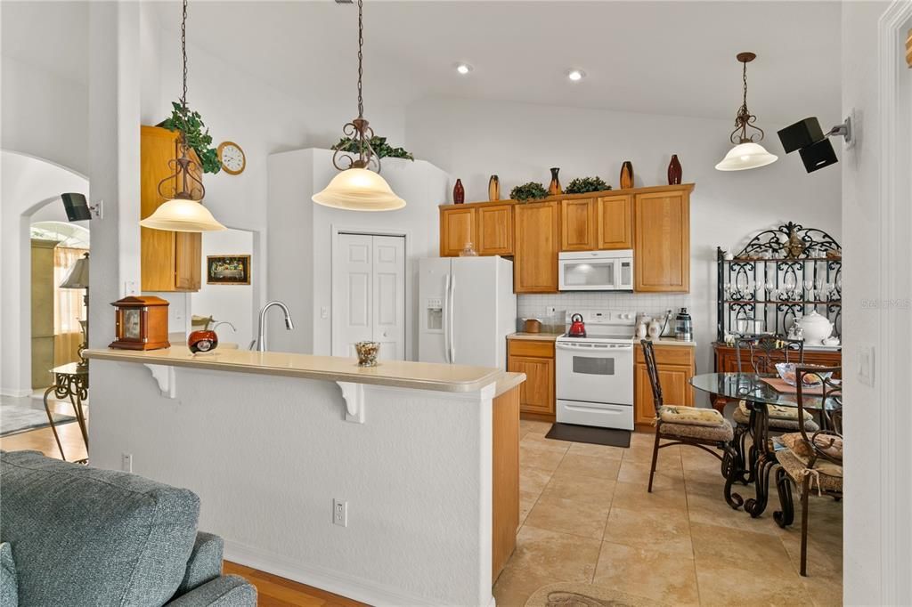 待售: $515,000 (3 贝兹, 3 浴室, 2344 平方英尺)