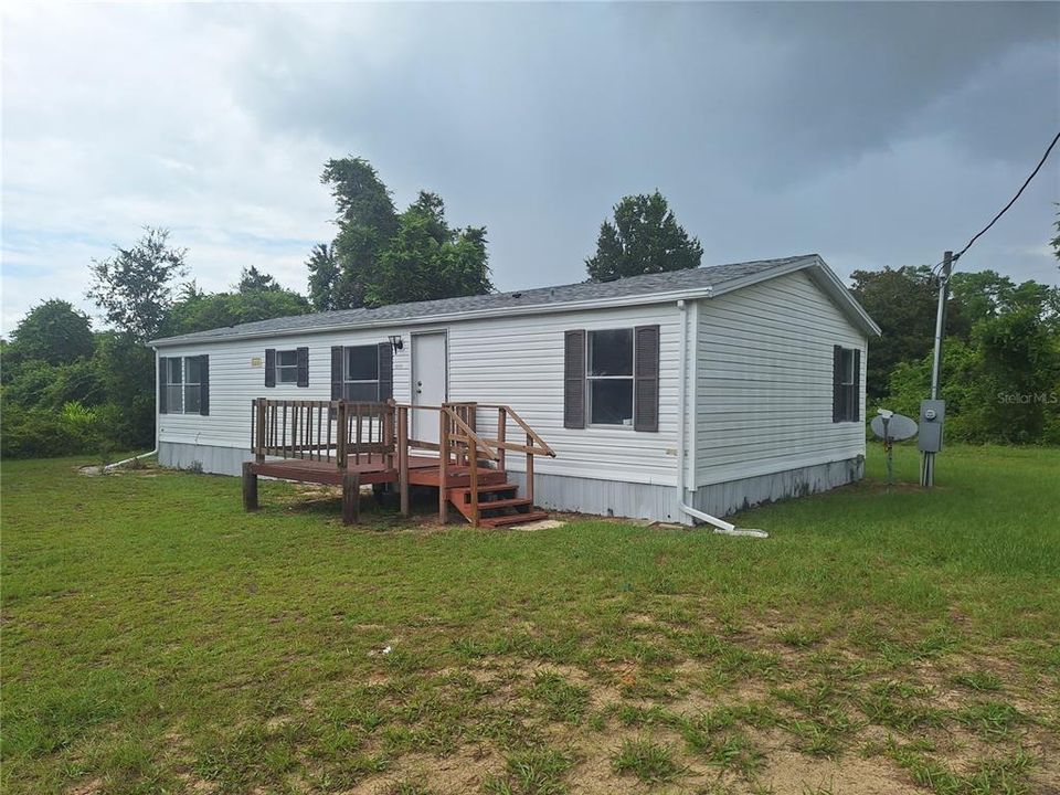 最近售出: $99,900 (3 贝兹, 2 浴室, 1152 平方英尺)