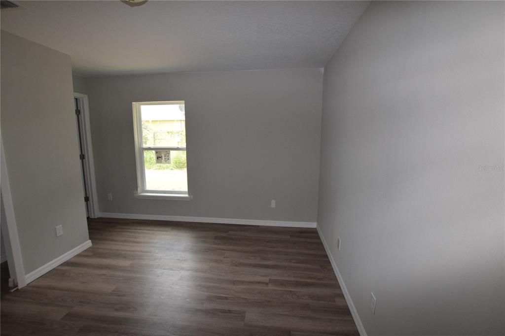 出租: $1,550 (2 贝兹, 2 浴室, 867 平方英尺)