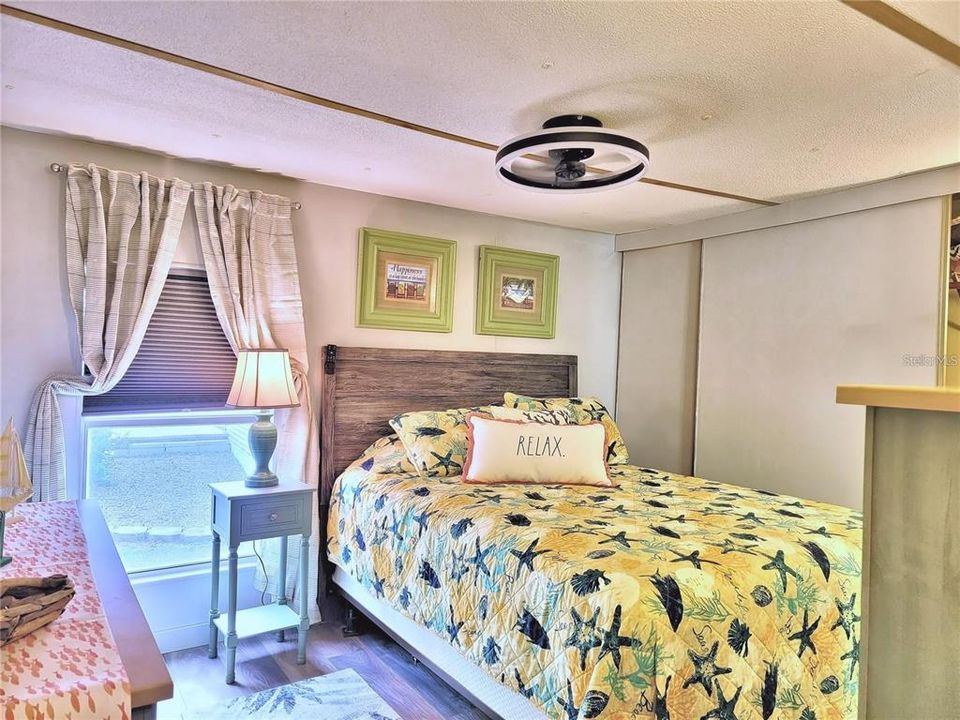 На продажу: $115,000 (1 спален, 1 ванн, 1004 Квадратных фут)