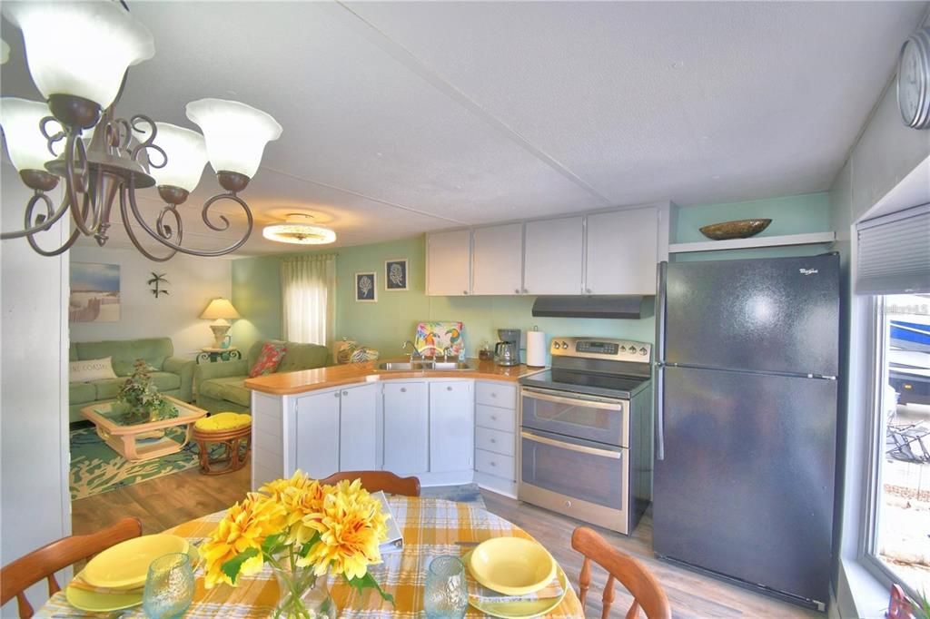 На продажу: $115,000 (1 спален, 1 ванн, 1004 Квадратных фут)