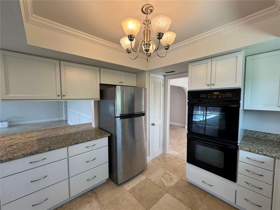 For Rent: $2,365 (3 beds, 2 baths, 2035 Square Feet)