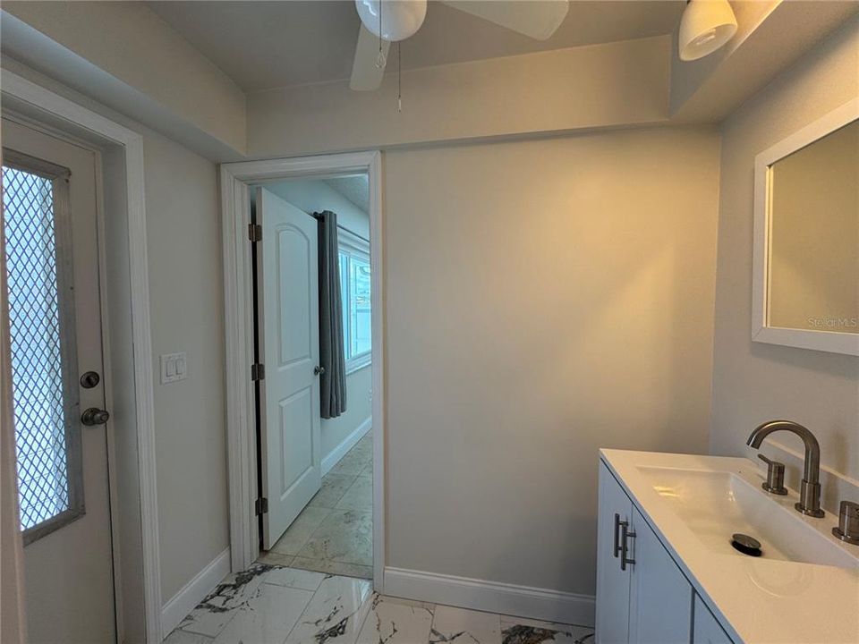 For Rent: $2,365 (3 beds, 2 baths, 2035 Square Feet)