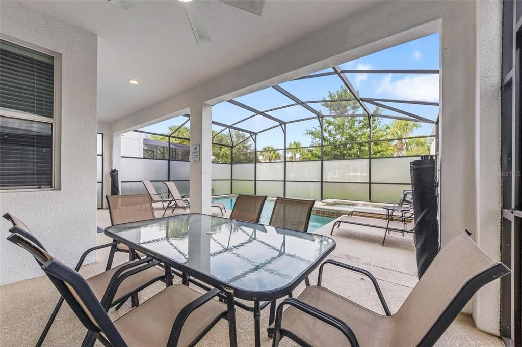 Active With Contract: $669,000 (6 beds, 5 baths, 3291 Square Feet)