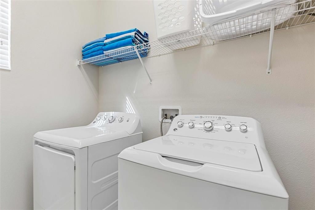 Active With Contract: $669,000 (6 beds, 5 baths, 3291 Square Feet)