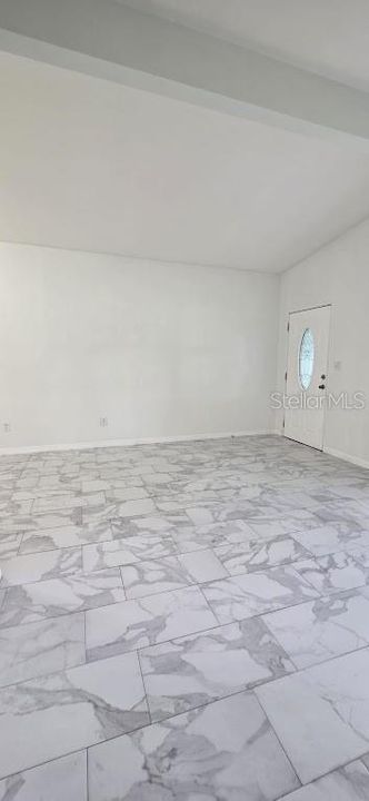 Active With Contract: $354,500 (3 beds, 1 baths, 1004 Square Feet)