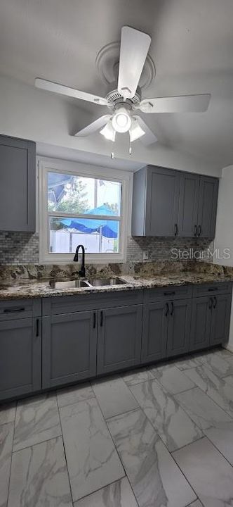 Active With Contract: $354,500 (3 beds, 1 baths, 1004 Square Feet)