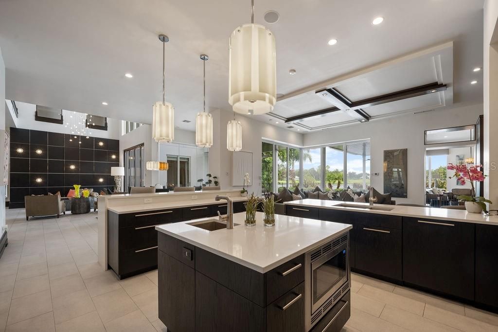 For Sale: $5,489,000 (6 beds, 7 baths, 8305 Square Feet)