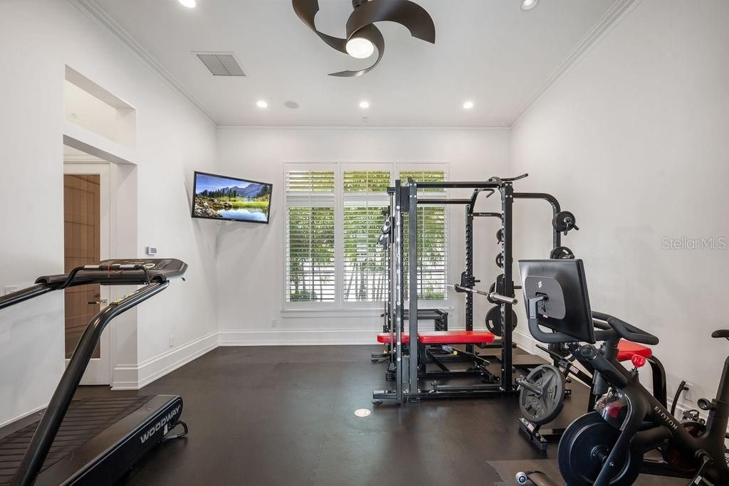 For Sale: $5,489,000 (6 beds, 7 baths, 8305 Square Feet)