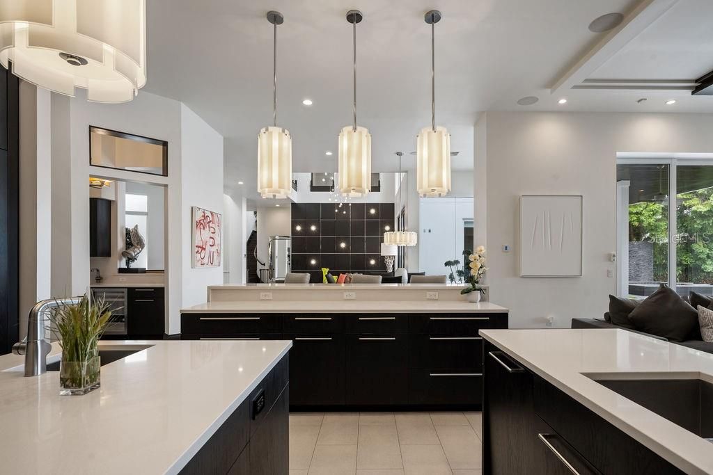 For Sale: $5,489,000 (6 beds, 7 baths, 8305 Square Feet)