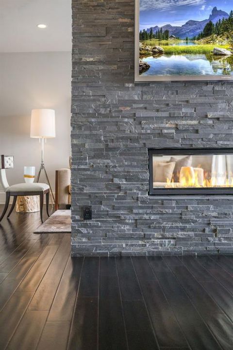 For Sale: $5,489,000 (6 beds, 7 baths, 8305 Square Feet)