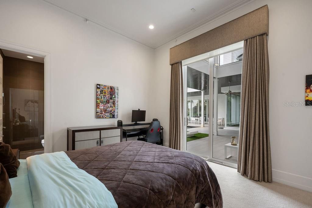 For Sale: $5,489,000 (6 beds, 7 baths, 8305 Square Feet)