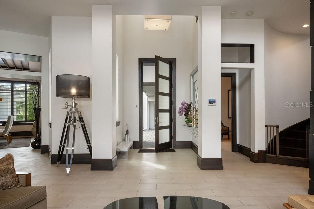 For Sale: $5,489,000 (6 beds, 7 baths, 8305 Square Feet)