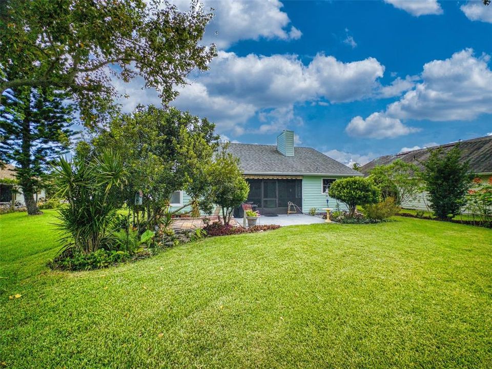 合同活跃: $285,000 (3 贝兹, 2 浴室, 1337 平方英尺)