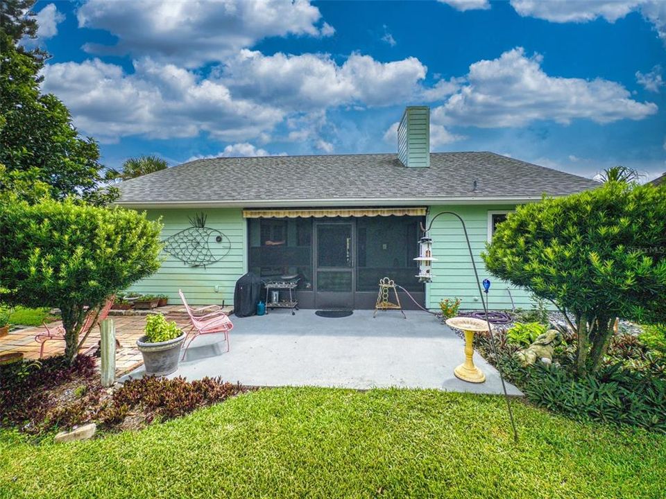 合同活跃: $285,000 (3 贝兹, 2 浴室, 1337 平方英尺)