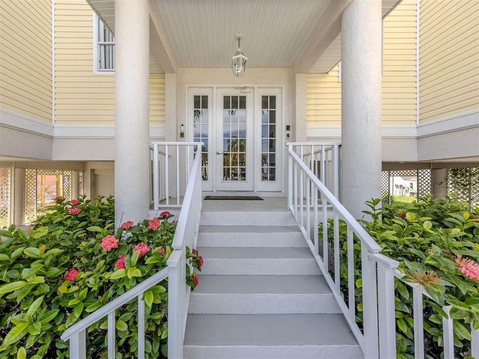 На продажу: $724,000 (3 спален, 2 ванн, 1916 Квадратных фут)