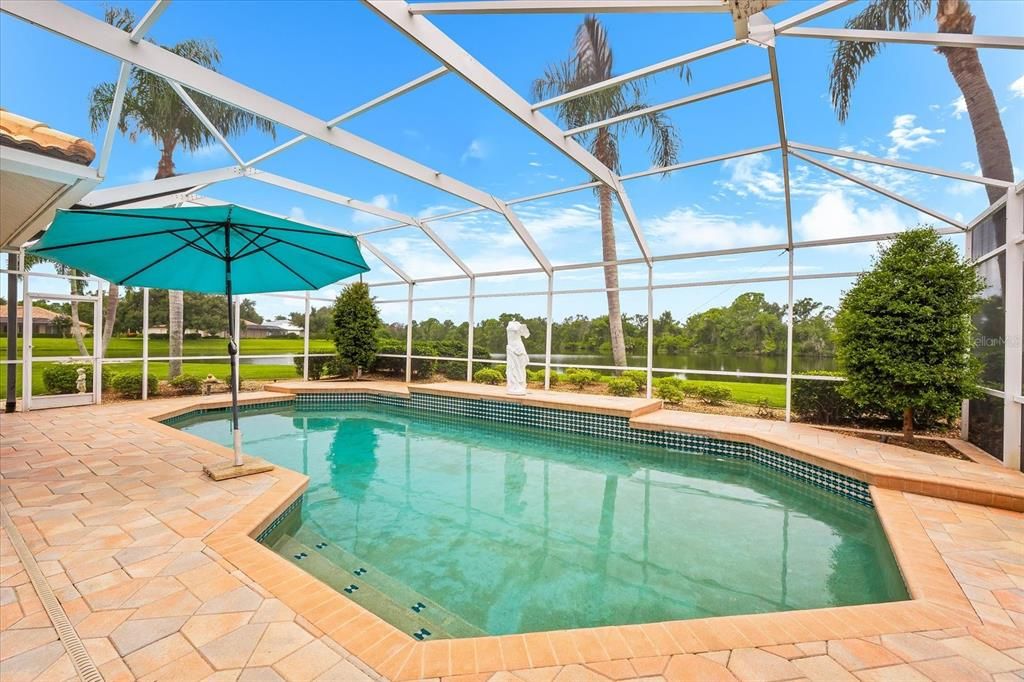 En Venta: $949,000 (3 camas, 2 baños, 2807 Pies cuadrados)