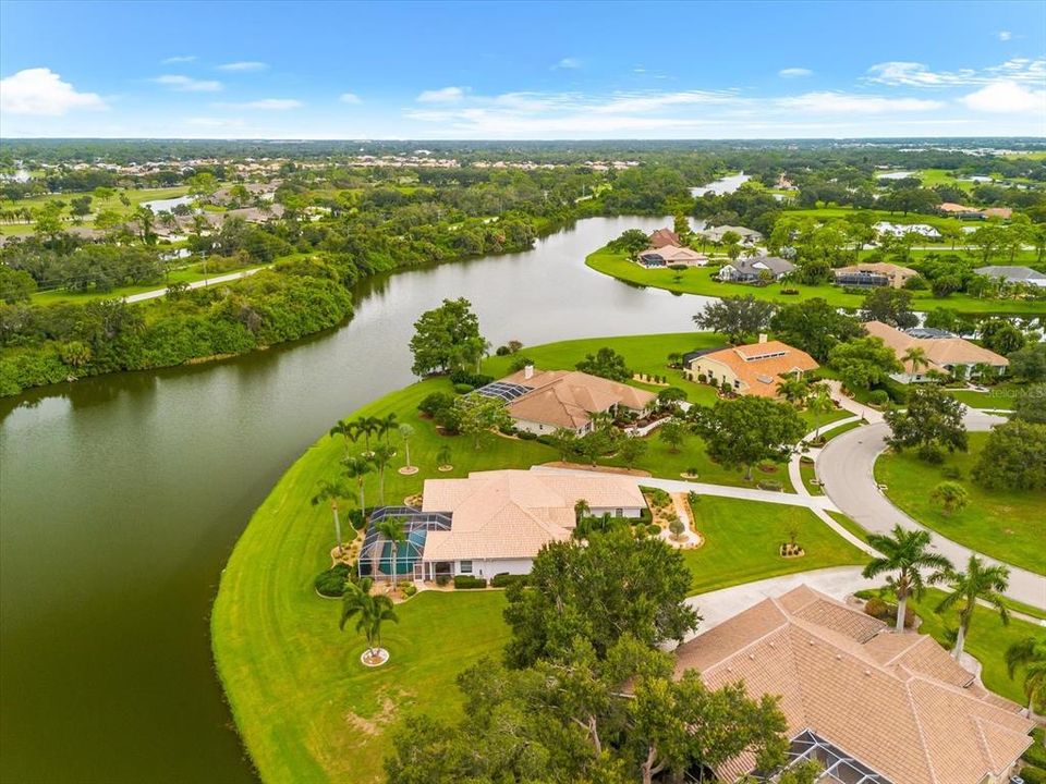 En Venta: $949,000 (3 camas, 2 baños, 2807 Pies cuadrados)