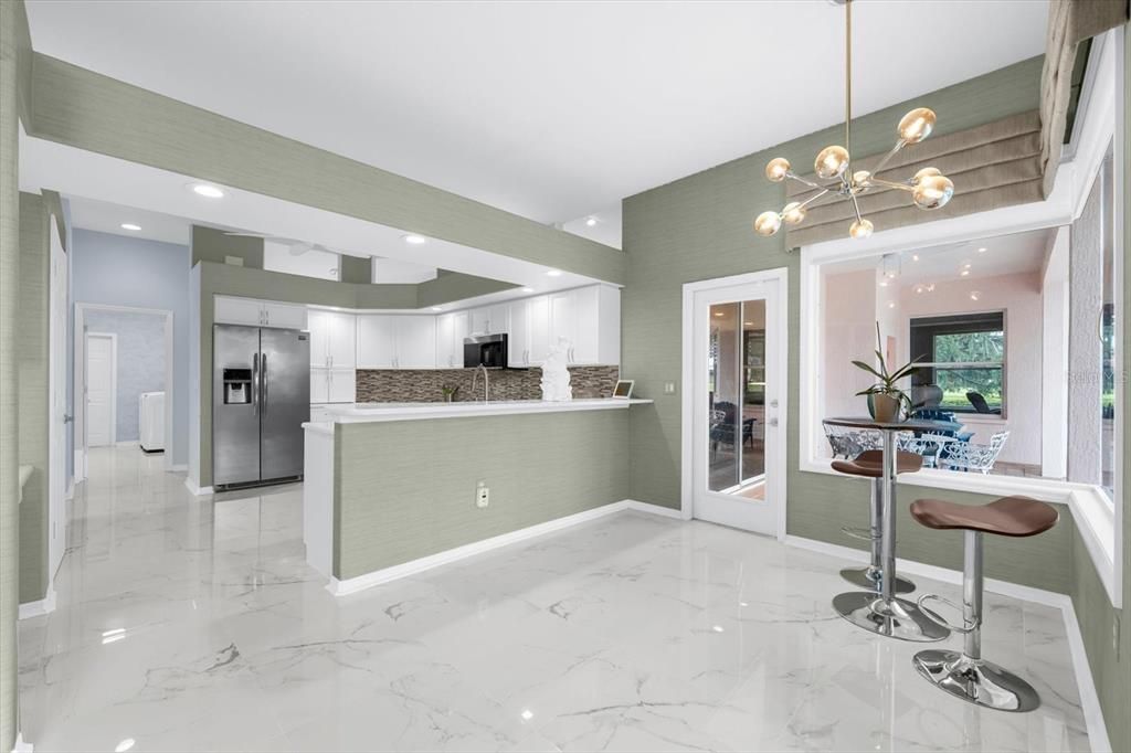 En Venta: $949,000 (3 camas, 2 baños, 2807 Pies cuadrados)