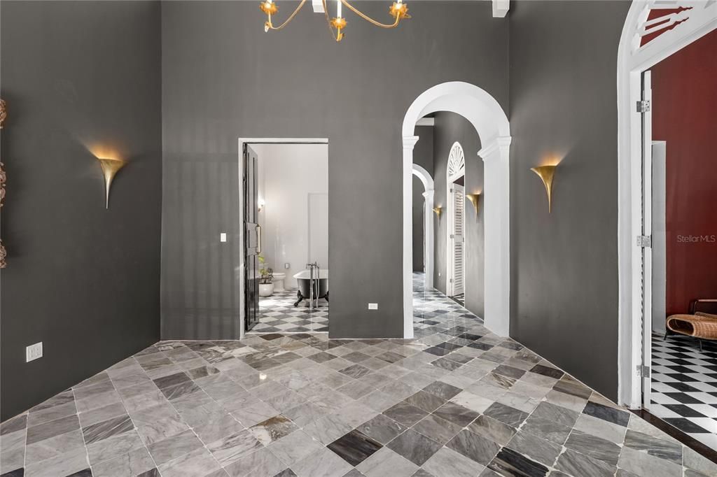 На продажу: $3,890,000 (4 спален, 3 ванн, 4975 Квадратных фут)