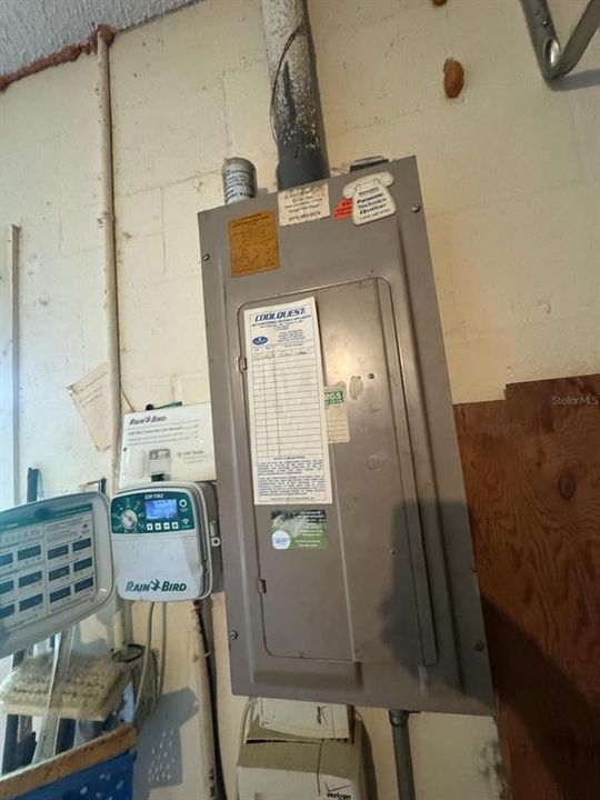 Active With Contract: $160,000 (2 beds, 2 baths, 1112 Square Feet)