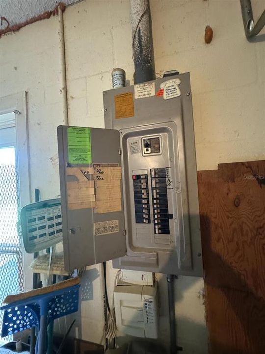 Active With Contract: $160,000 (2 beds, 2 baths, 1112 Square Feet)