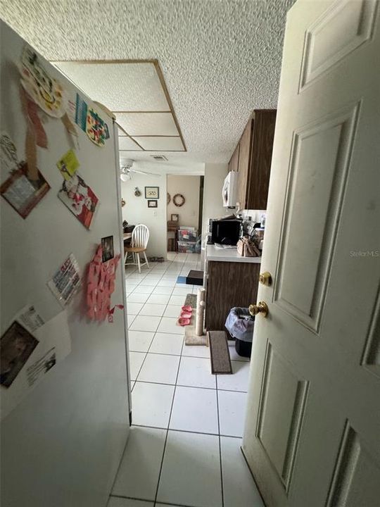 Active With Contract: $160,000 (2 beds, 2 baths, 1112 Square Feet)