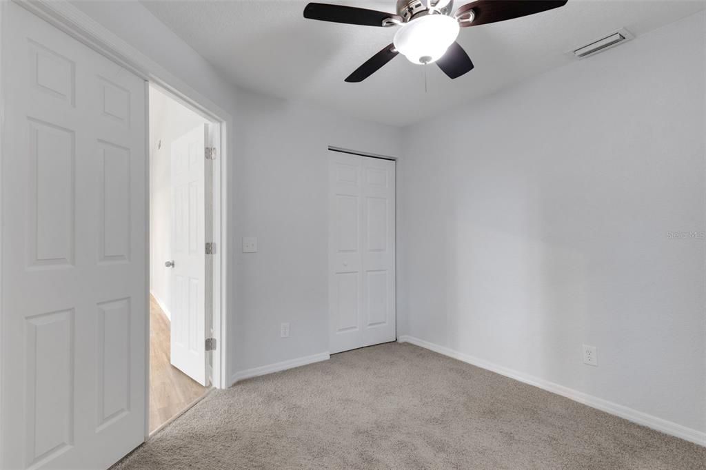 Под контрактом: $299,900 (3 спален, 2 ванн, 1780 Квадратных фут)