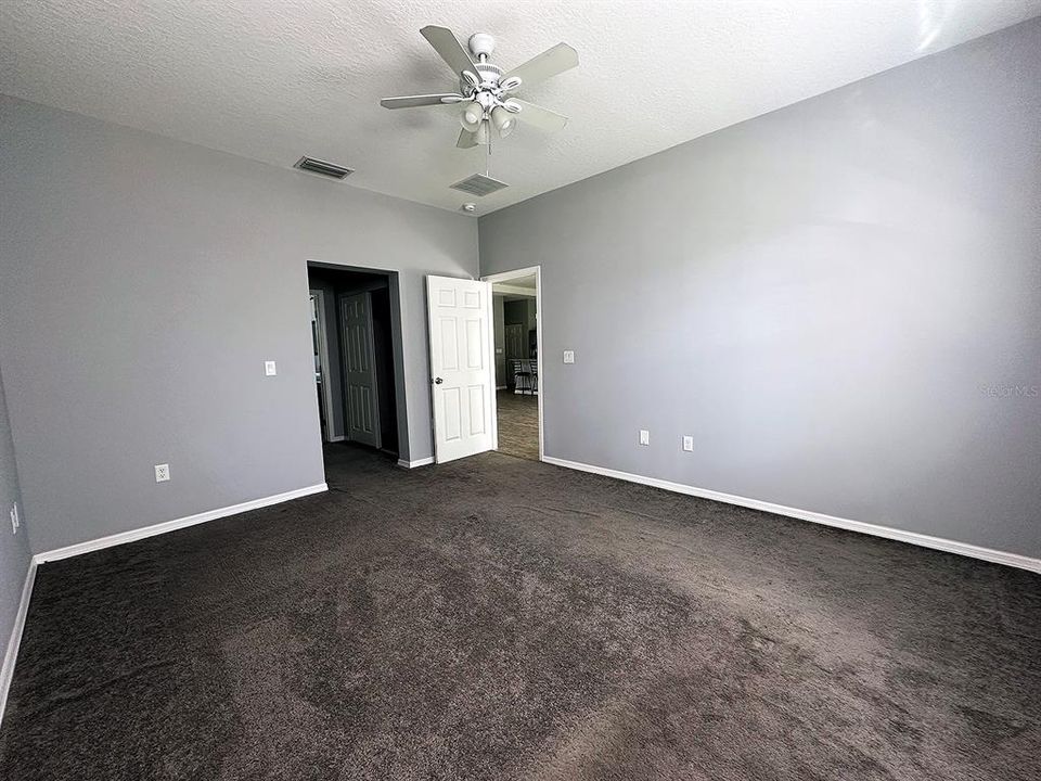 En Venta: $345,000 (3 camas, 2 baños, 1598 Pies cuadrados)