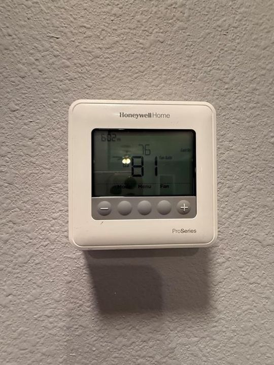 En Venta: $345,000 (3 camas, 2 baños, 1598 Pies cuadrados)