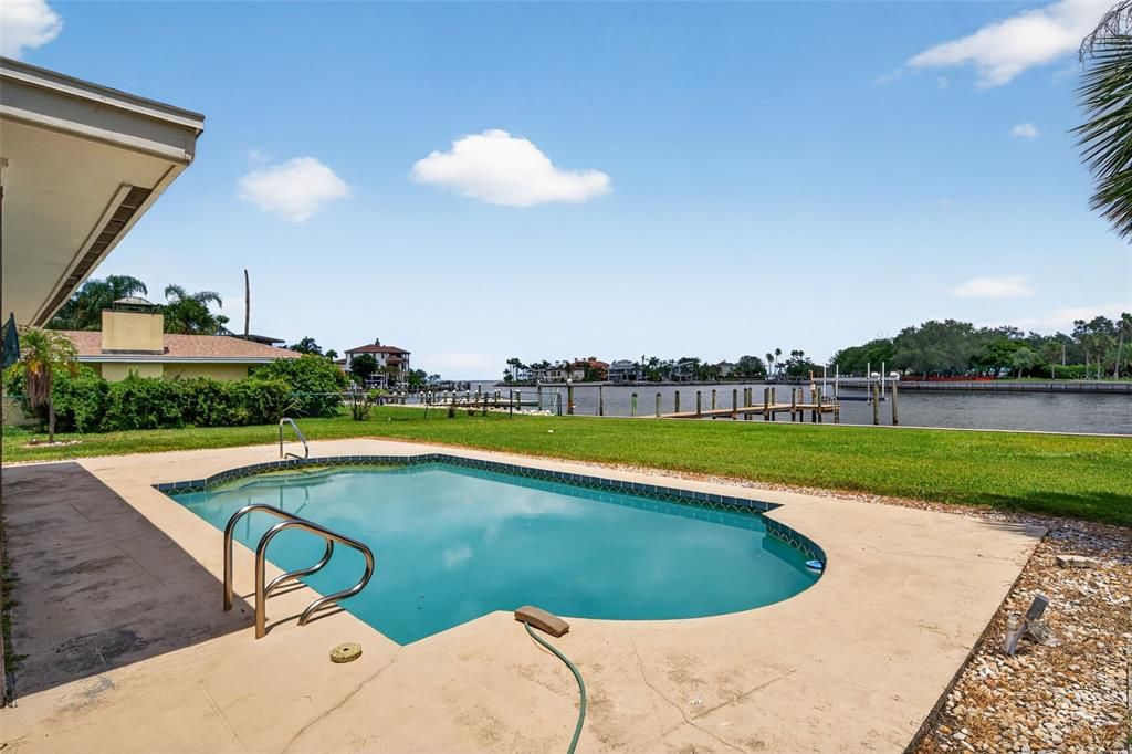 En Venta: $2,390,000 (3 camas, 2 baños, 1943 Pies cuadrados)