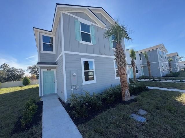 合同活跃: $274,990 (3 贝兹, 2 浴室, 1308 平方英尺)