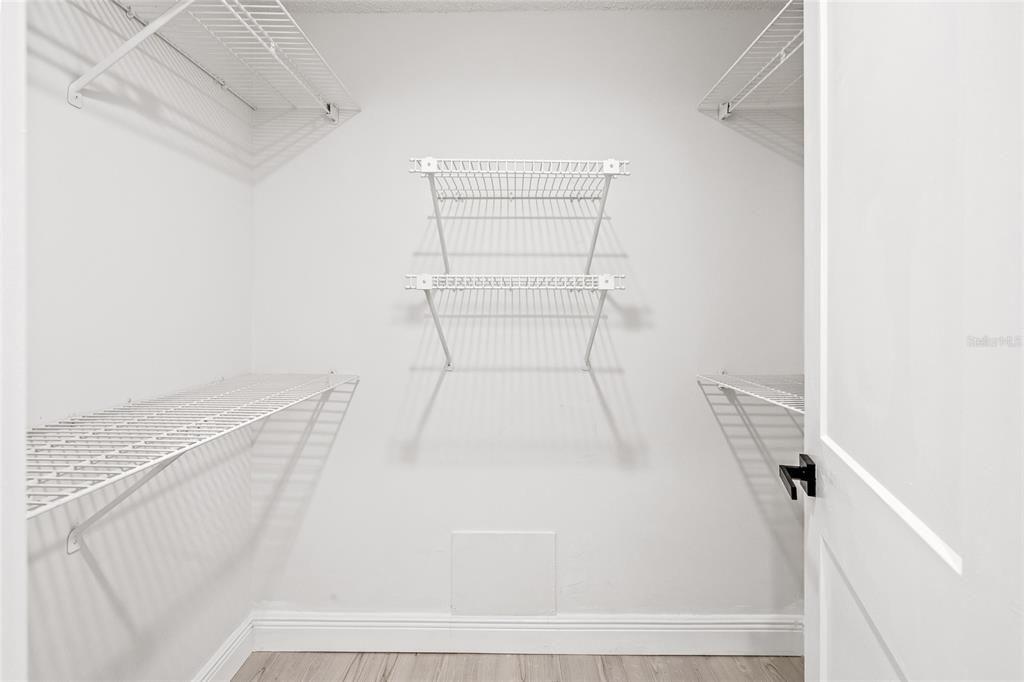 Active With Contract: $780,000 (4 beds, 2 baths, 2115 Square Feet)