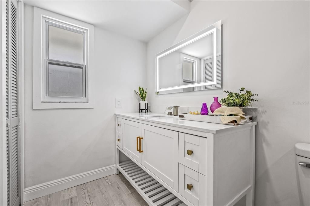Active With Contract: $780,000 (4 beds, 2 baths, 2115 Square Feet)