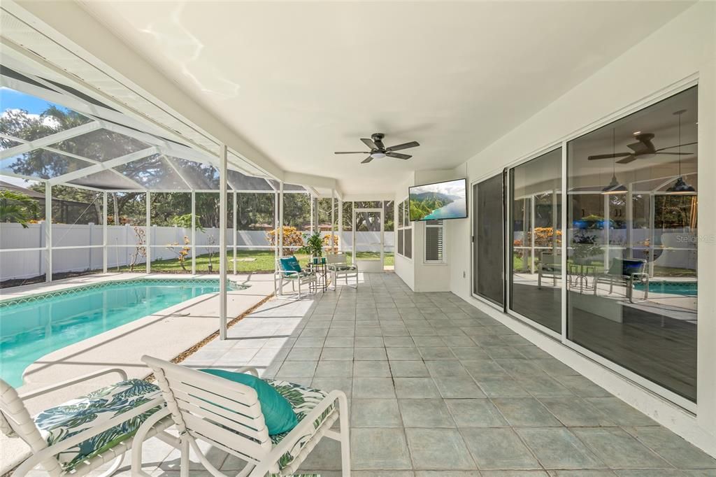 Active With Contract: $780,000 (4 beds, 2 baths, 2115 Square Feet)