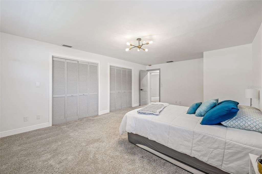 Active With Contract: $780,000 (4 beds, 2 baths, 2115 Square Feet)