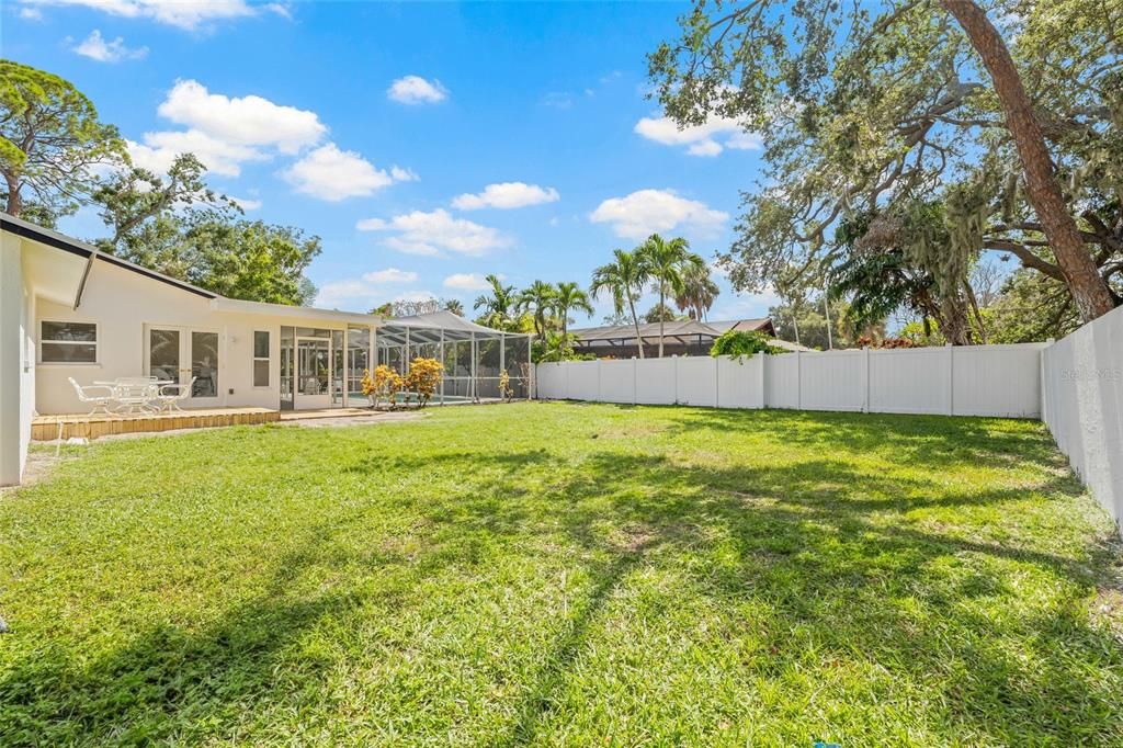 Active With Contract: $780,000 (4 beds, 2 baths, 2115 Square Feet)