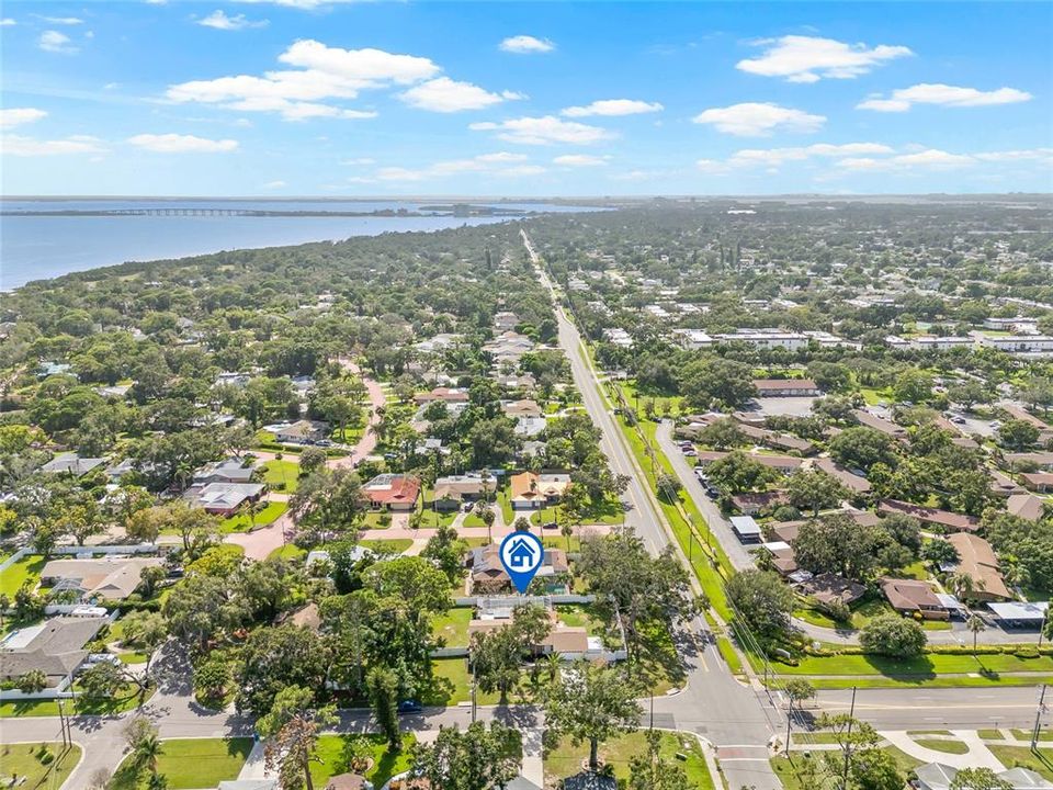 Active With Contract: $780,000 (4 beds, 2 baths, 2115 Square Feet)